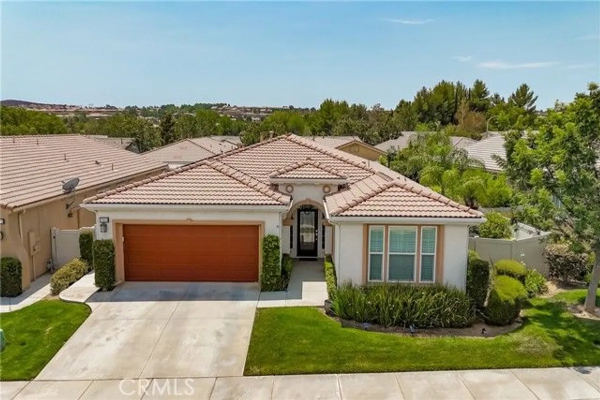Property Slideshow image 1 of 31 | 1565 turtle crk, Beaumont, CA, 92223