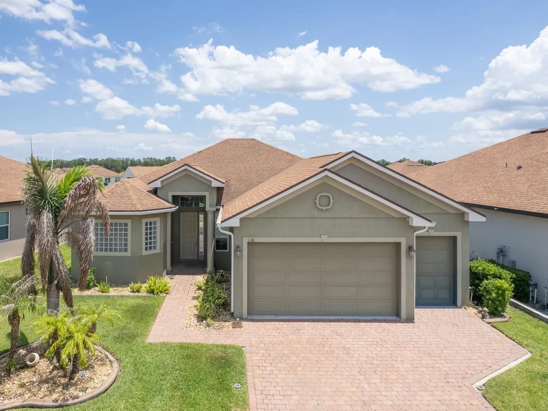 Property Slideshow image 1 of 52 | 1061 sawgrass dr, Winter Haven, FL, 33884