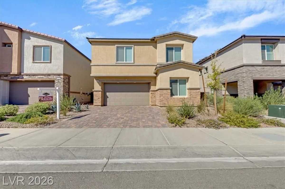 Property Slideshow image 1 of 42 | 299 mount tyndall st, Henderson, NV, 89015
