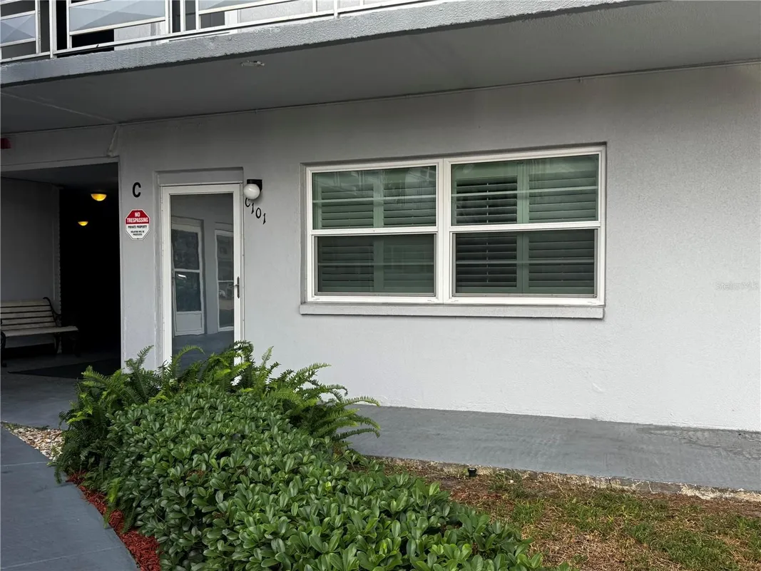 Property Slideshow image 1 of 17 | 5660 80th st c101, St Petersburg, FL, 33709