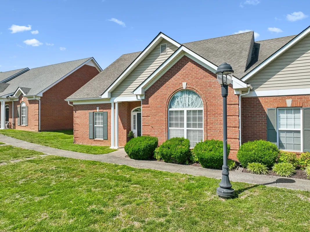 Property Slideshow image 1 of 62 | 6 bradley ct, Lebanon, TN, 37087