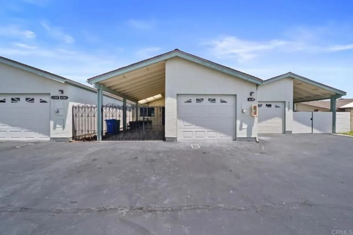 Property Slideshow image 1 of 34 | 4386 albatross way, Oceanside, CA, 92057