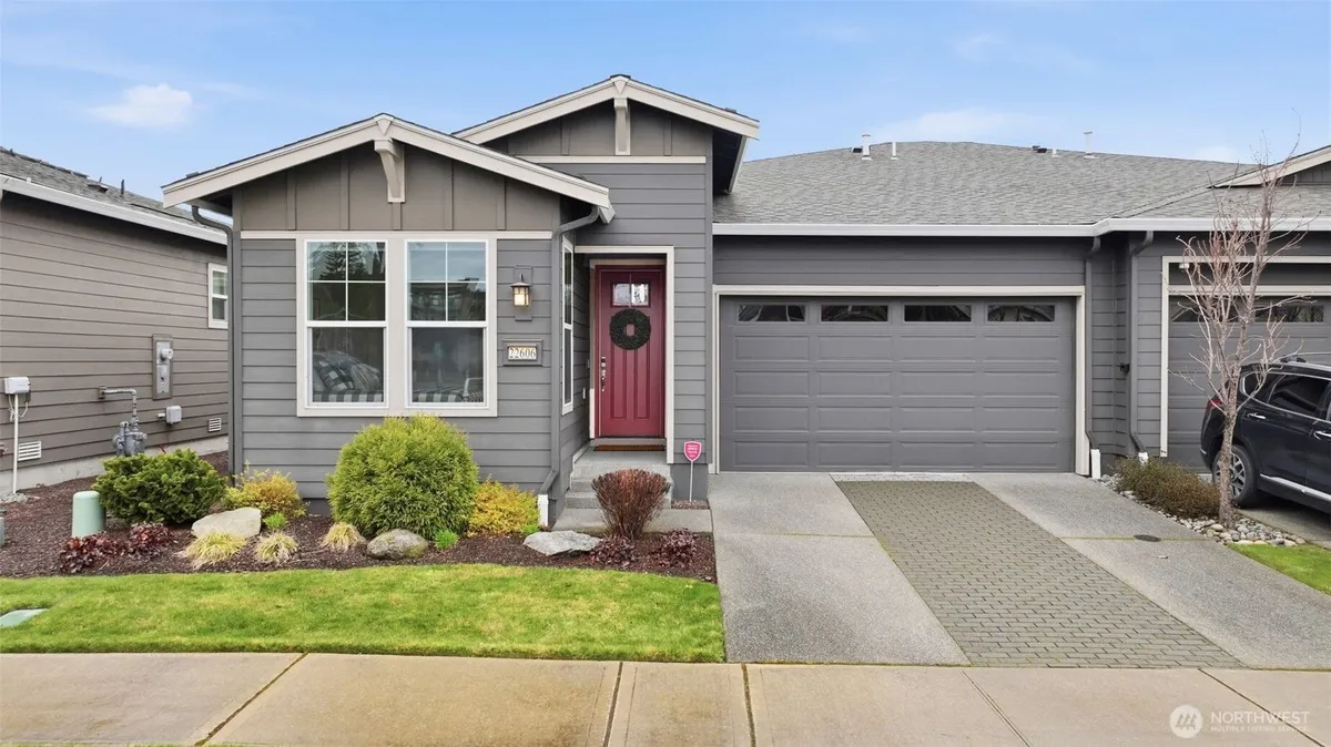 Property Slideshow image 1 of 21 | 22606 se 237th st, Maple Valley, WA, 98038