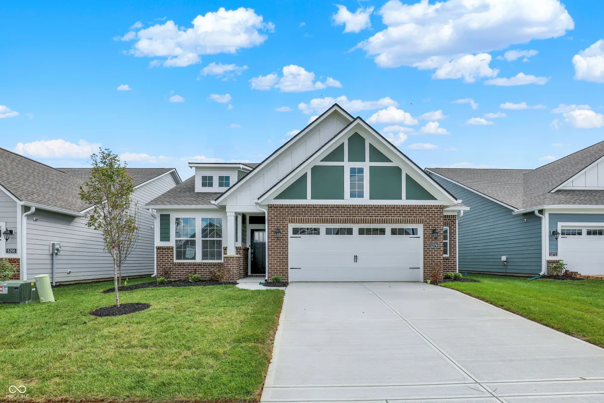 Property Slideshow image 1 of 53 | 5279 nettleton way, Avon, IN, 46123