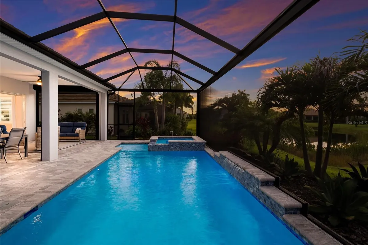 Property Slideshow image 1 of 33 | 12825 coastal breeze way, Bradenton, FL, 34211