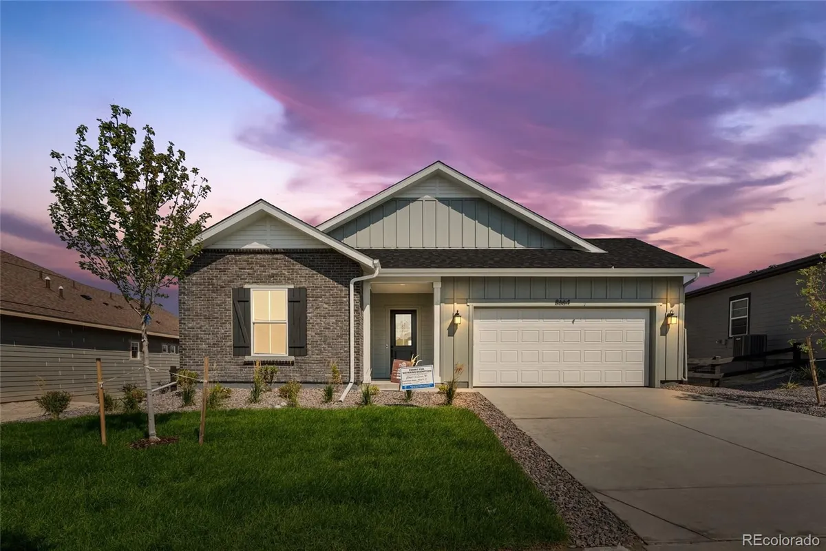 Property Slideshow image 1 of 26 | 8664 s quemoy st, Aurora, CO, 80016