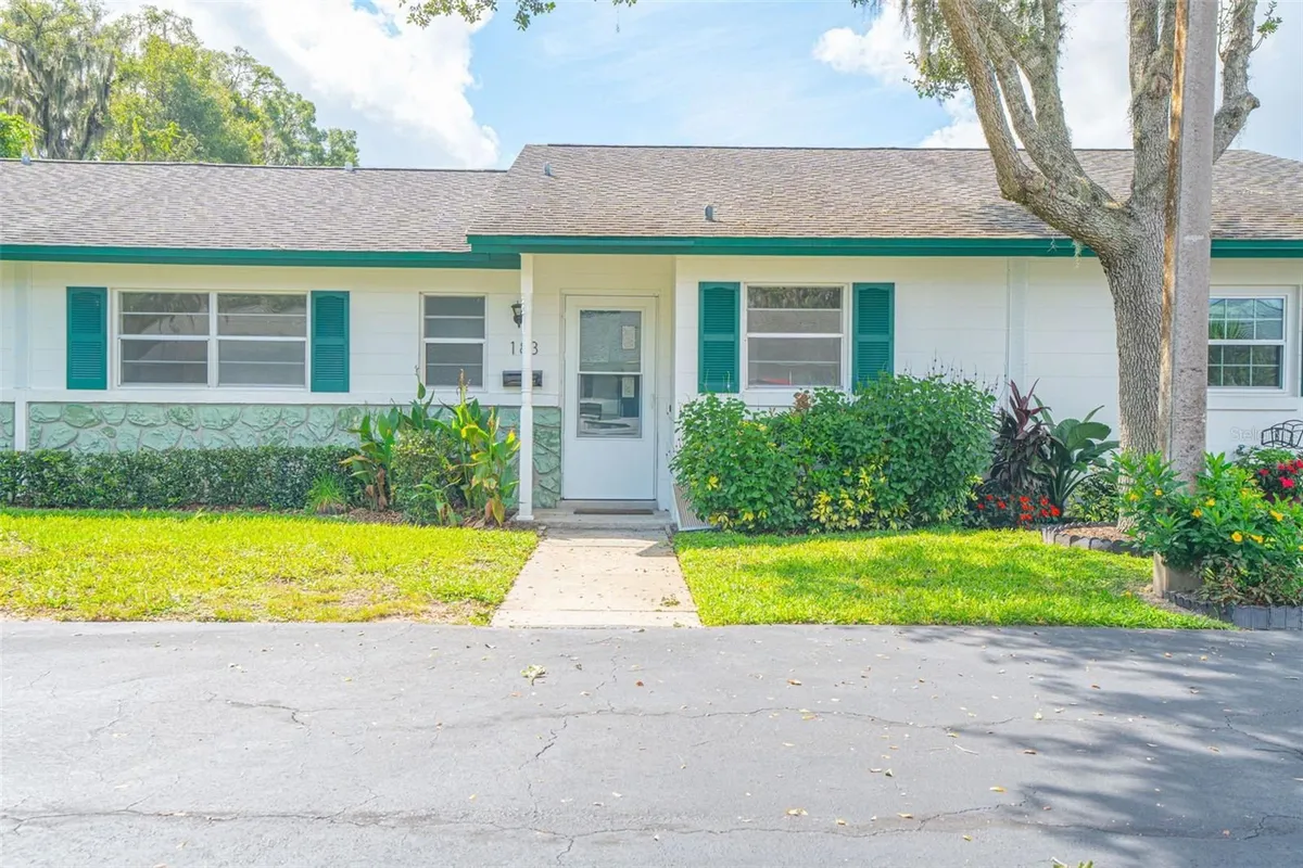 Property Slideshow image 1 of 20 | 183 n hill ave # 90, Deland, FL, 32724