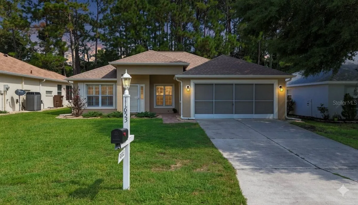 Property Slideshow image 1 of 54 | 11653 sw 72nd cir, Ocala, FL, 34476