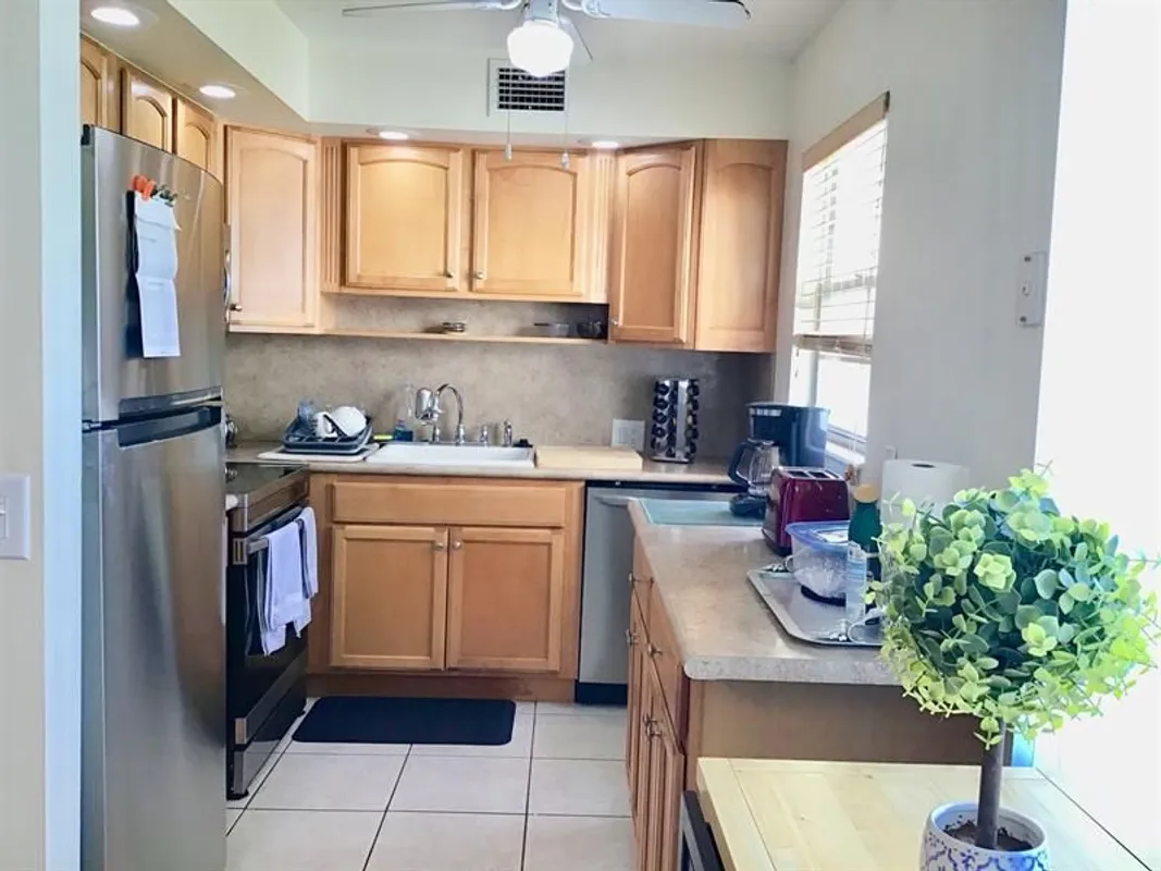 Property Slideshow image 1 of 30 | 438 mansfield k # 438, Boca Raton, FL, 33434