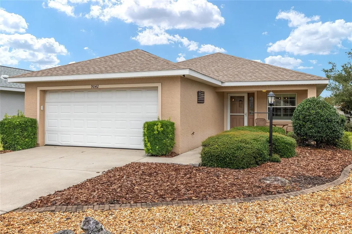 Property Slideshow image 1 of 41 | 9042 sw 102nd cir, Ocala, FL, 34481