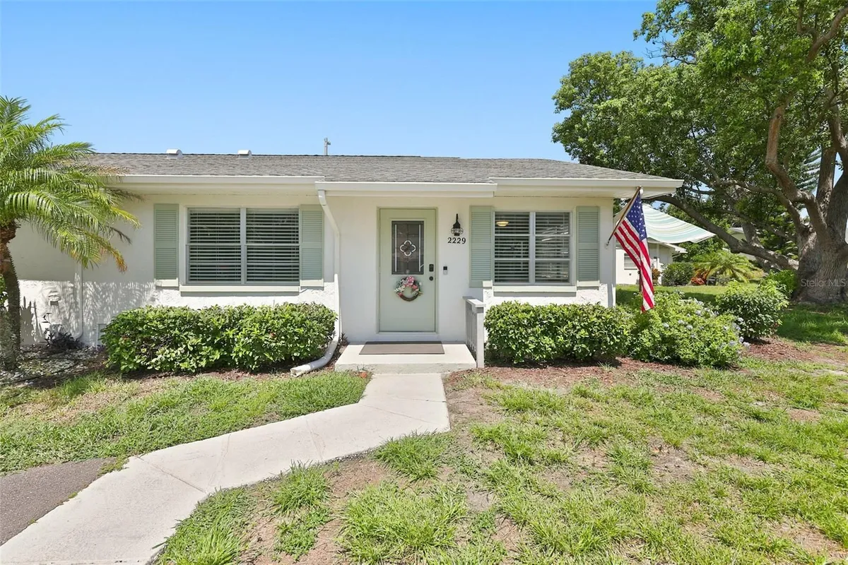 Property Slideshow image 1 of 83 | 2229 greenhaven dr 365, Sun City Center, FL, 33573