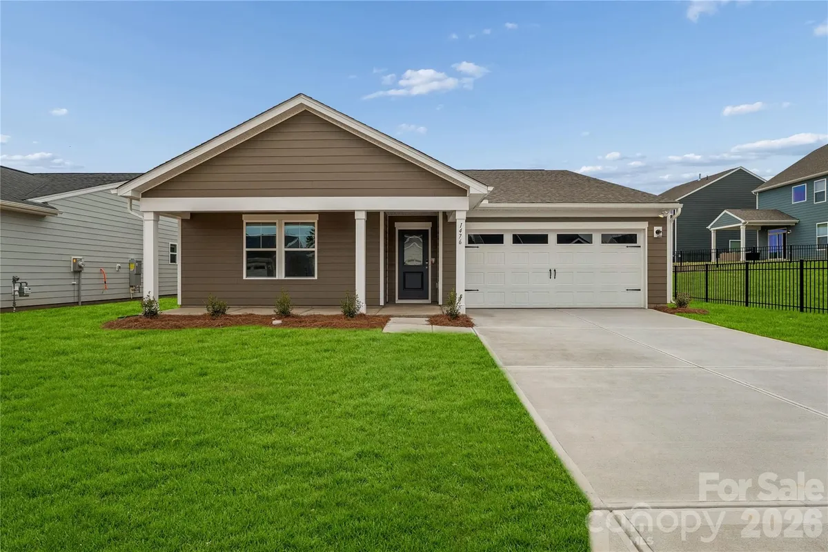 Property Slideshow image 1 of 36 | 1476 ardmore dr, Sherrills Ford, NC, 28673