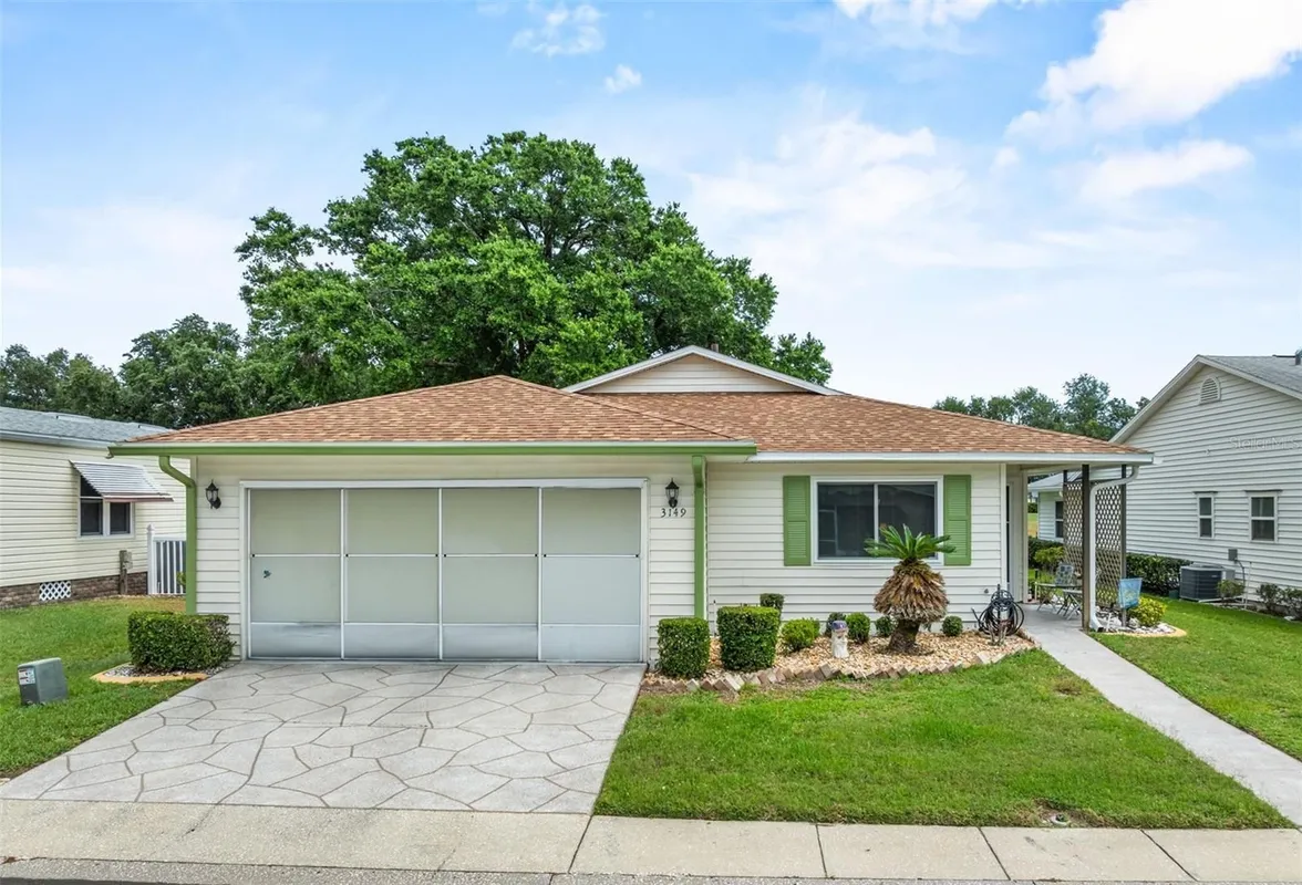 Property Slideshow image 1 of 45 | 3149 sand trap ct, Lakeland, FL, 33810