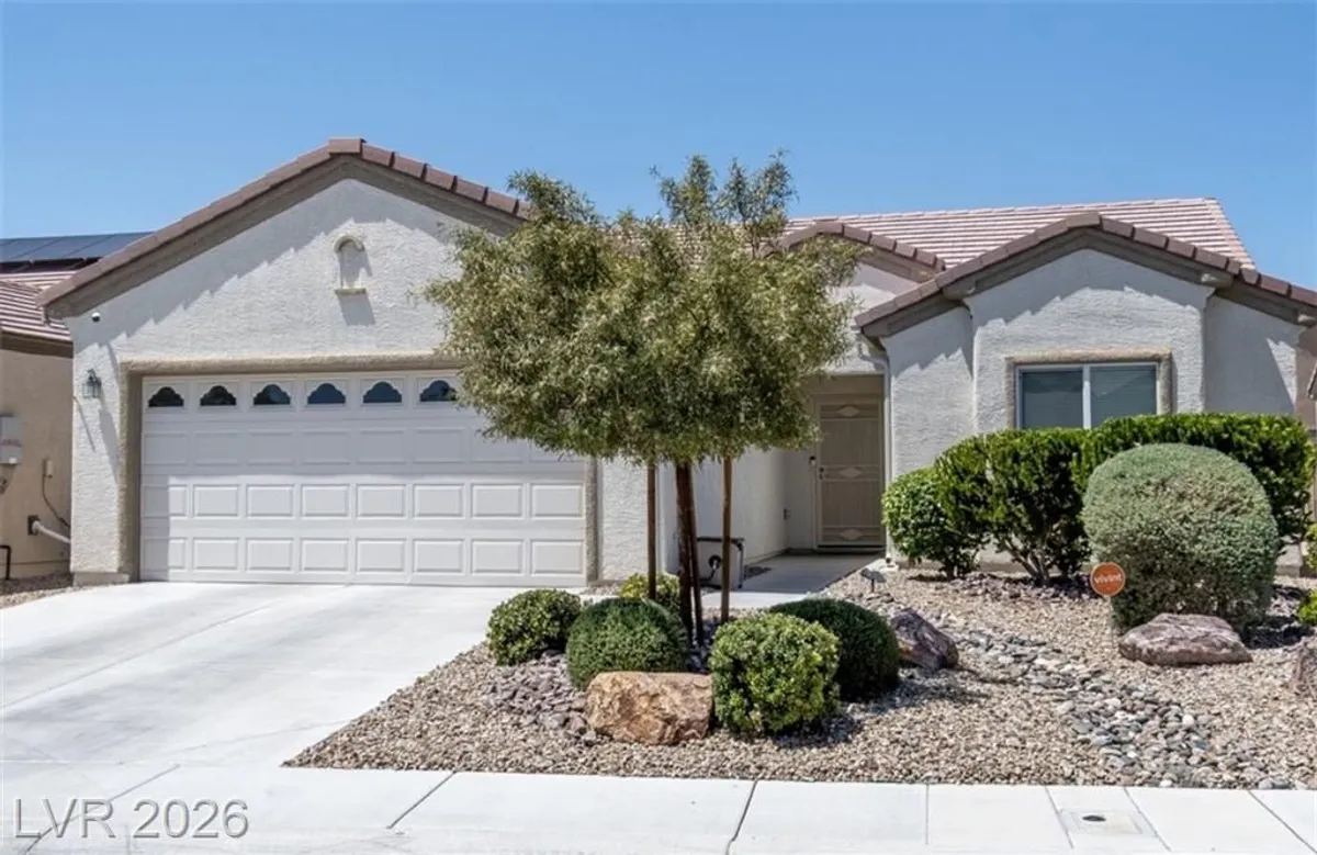 Property Slideshow image 1 of 31 | 7421 grassquit st, North Las Vegas, NV, 89084