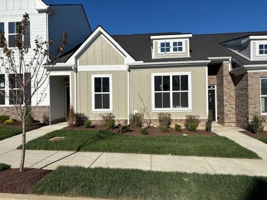 Property Slideshow image 1 of 23 | 421 w stonehaus xing, Antioch, TN, 37013