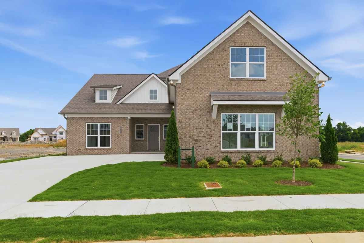 Property Slideshow image 1 of 58 | 6733 bonnafair dr, Hermitage, TN, 37076