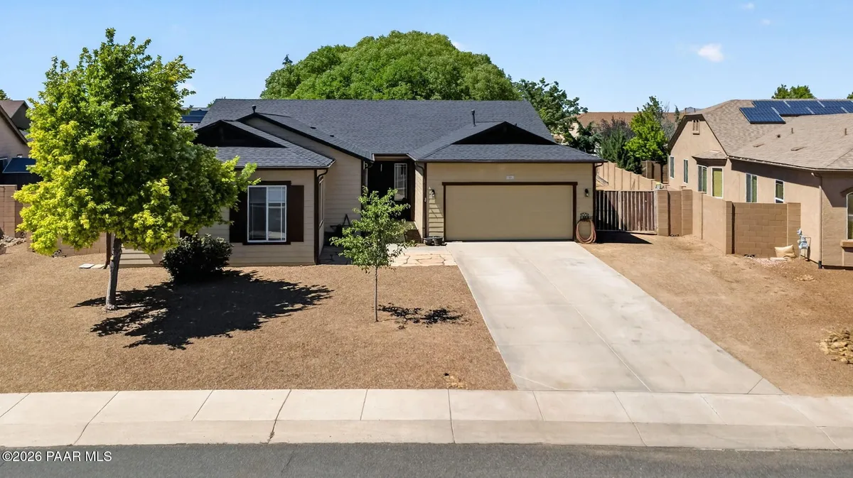 Property Slideshow image 1 of 52 | 7892 e mesteno rd, Prescott Valley, AZ, 86315