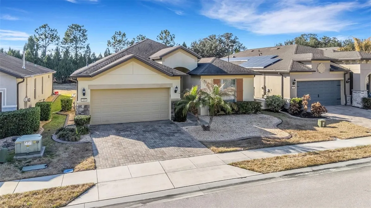 Property Slideshow image 1 of 79 | 329 alicante ct, Davenport, FL, 33837