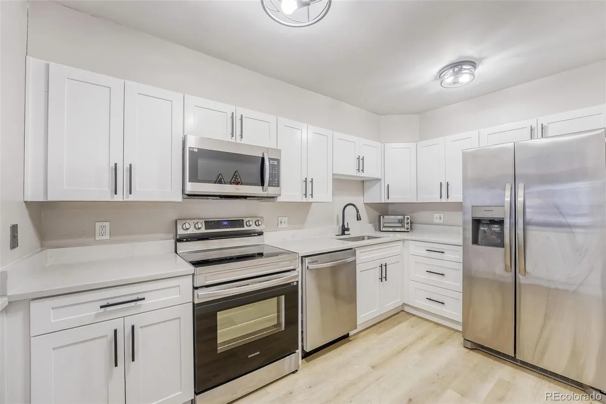 Property Slideshow image 1 of 24 | 13618 e bethany pl apt 203, Aurora, CO, 80014