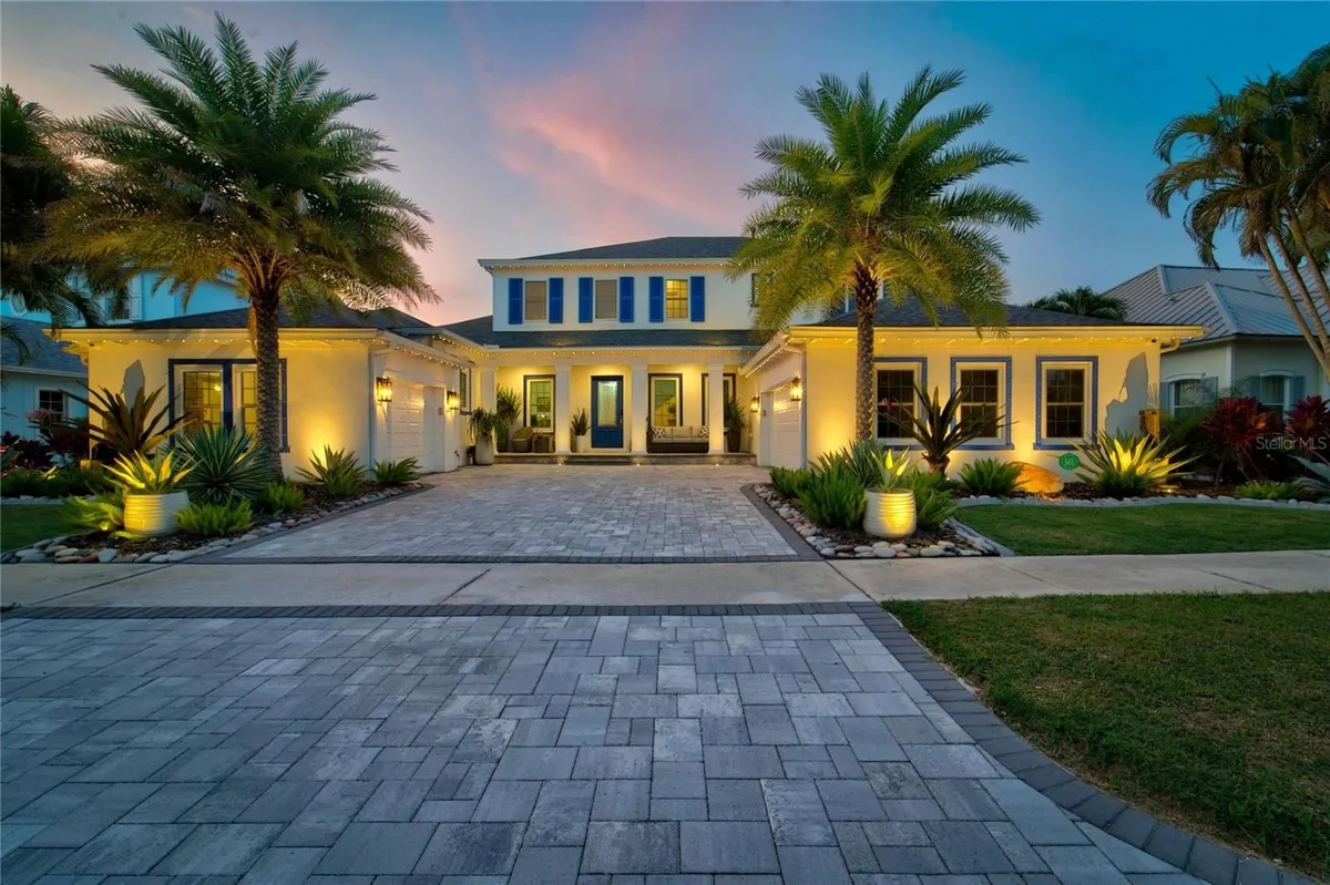 Property Slideshow image 1 of 99 | 713 islebay dr, Apollo Beach, FL, 33572