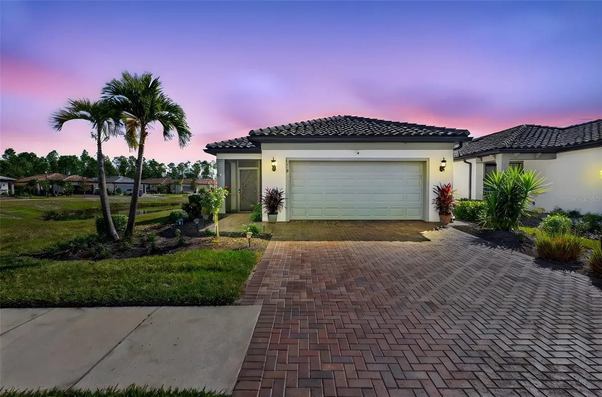 Property Slideshow image 1 of 70 | 1319 raspberry dr, North Port, FL, 34289