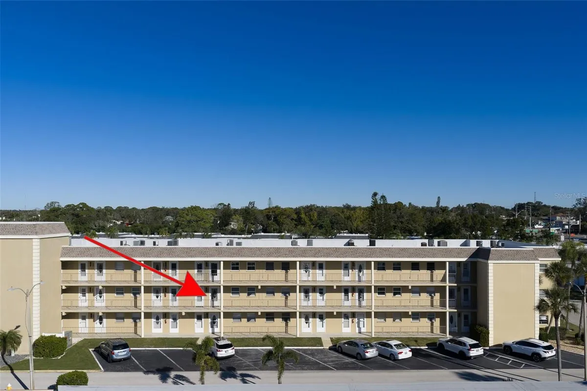 Property Slideshow image 1 of 37 | 1 boca ciega point blvd 212, St Petersburg, FL, 33708