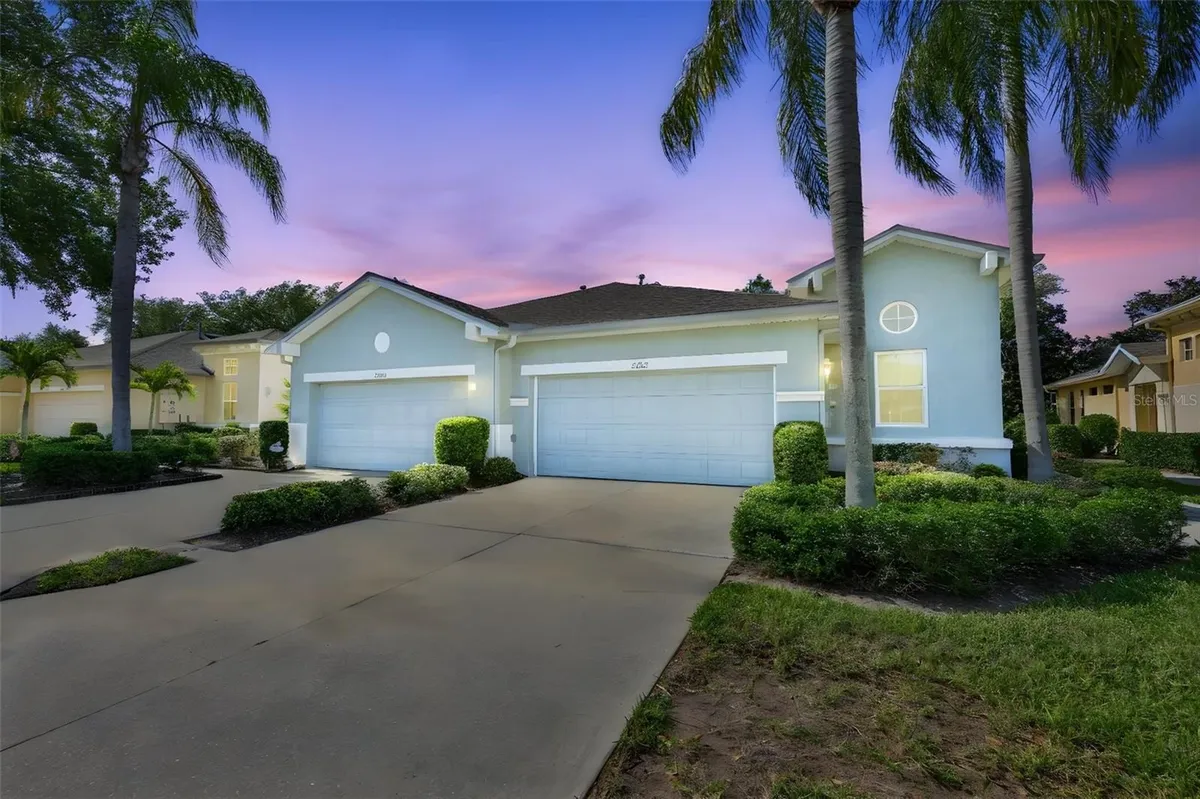 Property Slideshow image 1 of 92 | 2082 sifield greens way 3, Sun City Center, FL, 33573