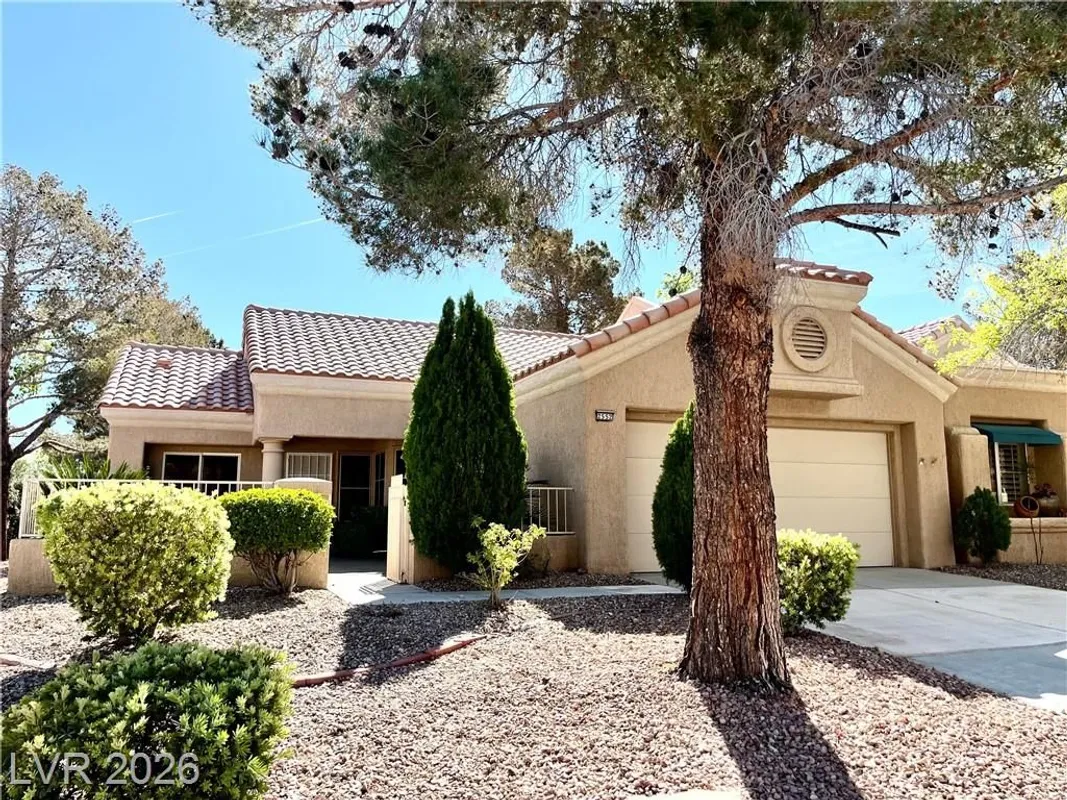 Property Slideshow image 1 of 6 | 2552 highvale dr, Las Vegas, NV, 89134