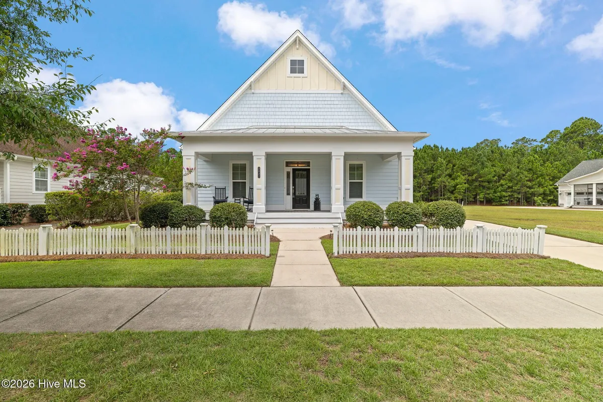 Property Slideshow image 1 of 62 | 2021 simmerman way, Leland, NC, 28451