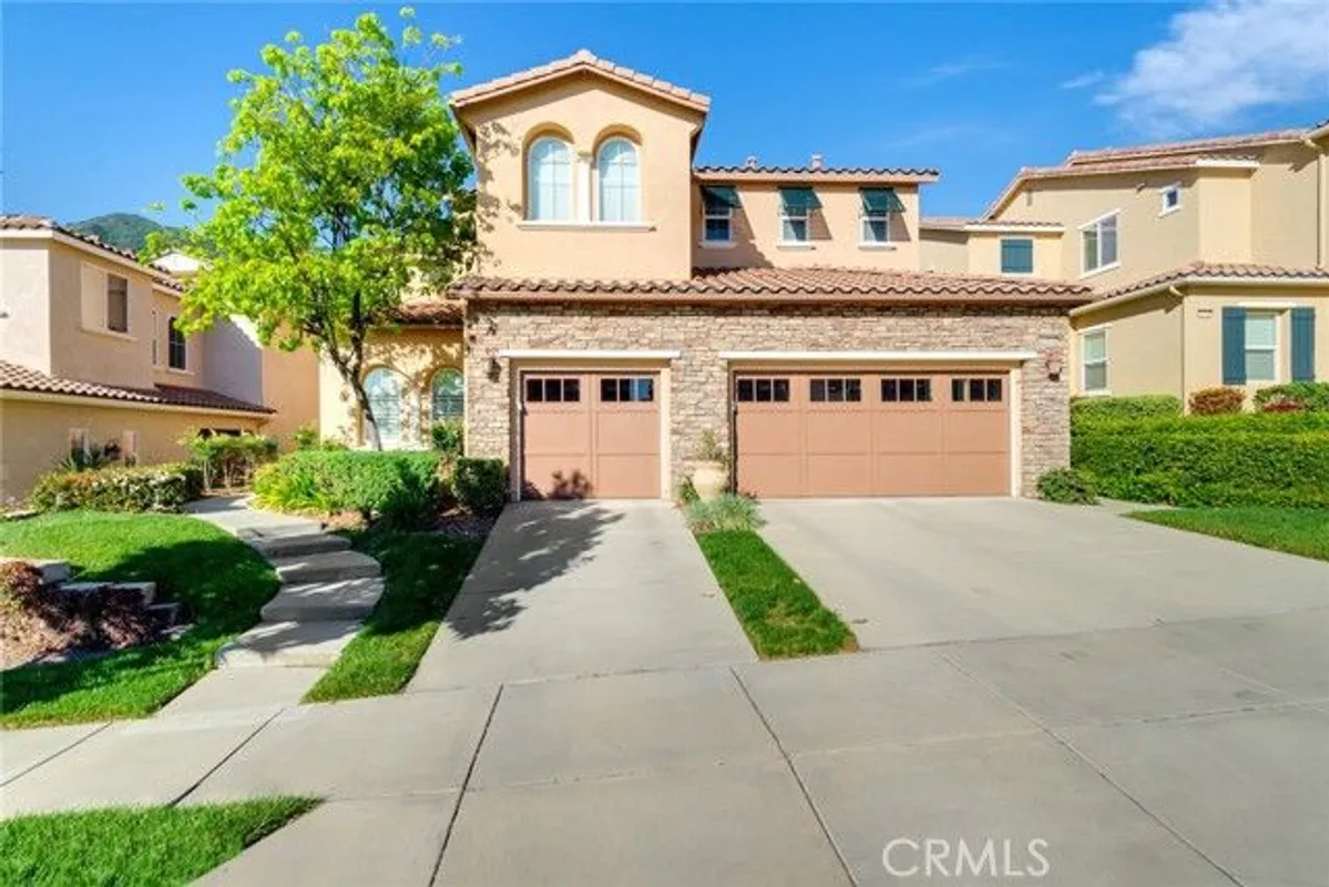 Property Slideshow image 1 of 50 | 23799 cahuilla ct, Corona, CA, 92883