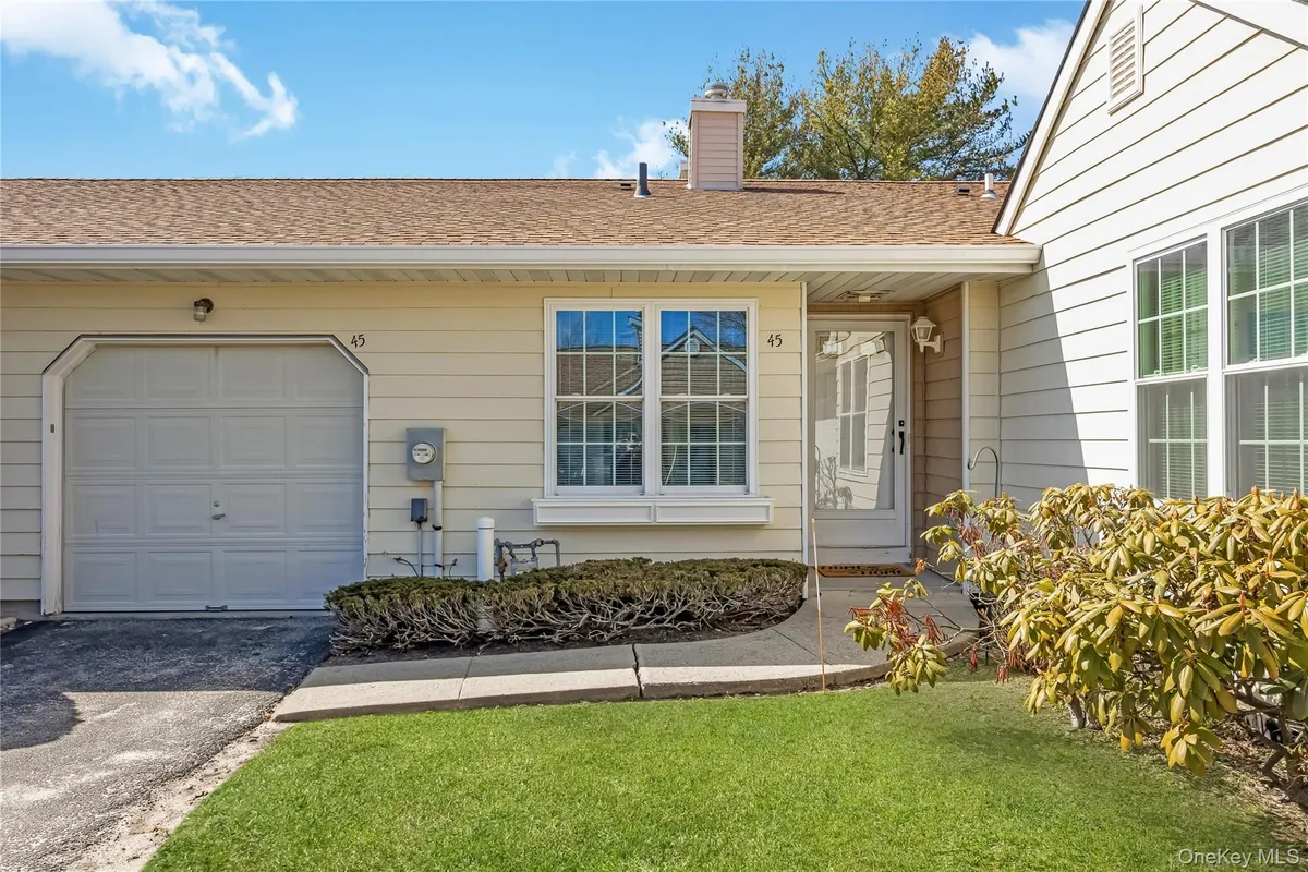 Property Slideshow image 1 of 22 | 45 theodore dr, Brookhaven, NY, 11727