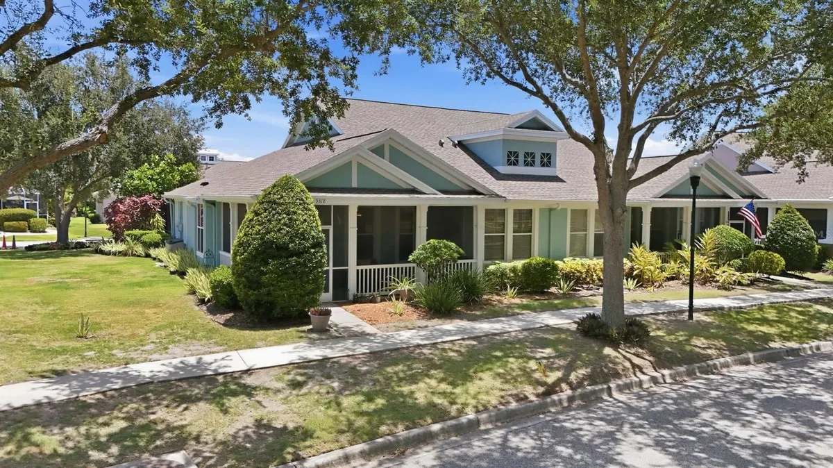 Property Slideshow image 1 of 39 | 5318 golden isles dr, Apollo Beach, FL, 33572