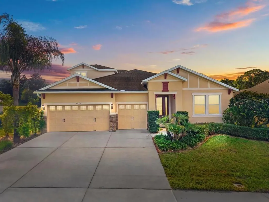 Property Slideshow image 1 of 73 | 30120 hackney loop, Mount Dora, FL, 32757