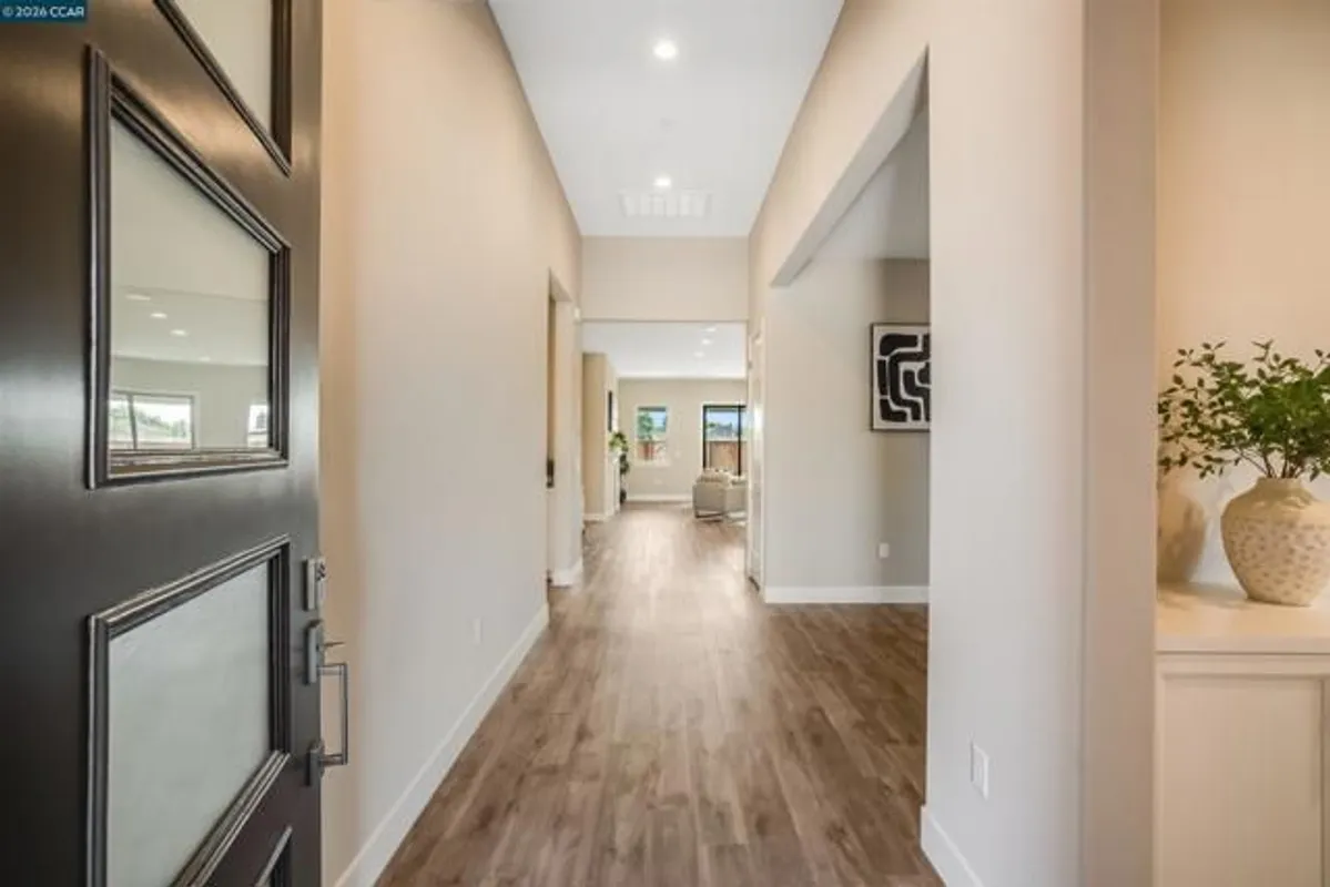 Property Slideshow image 1 of 39 | 3137 phoenix ave, Tracy, CA, 95377