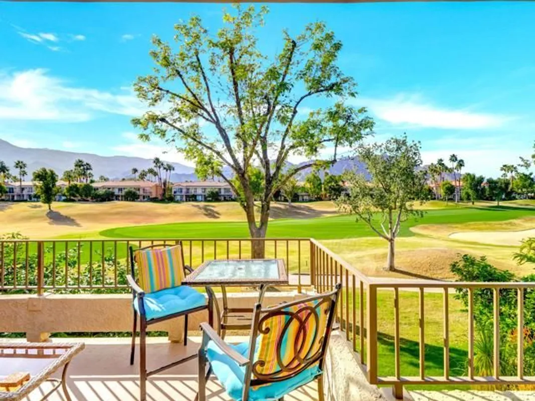 Property Slideshow image 1 of 27 | 55393 winged foot, La Quinta, CA, 92253
