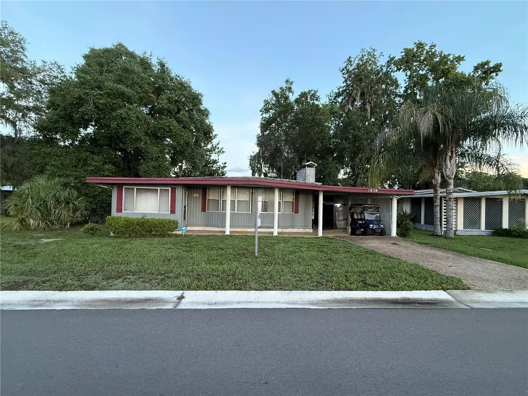 Property Slideshow image 1 of 21 | 103 n timber trl, Wildwood, FL, 34785