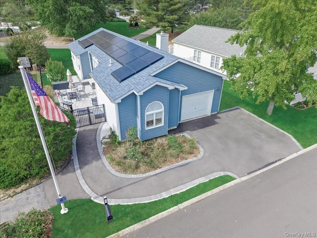 Property Slideshow image 1 of 32 | 2 limetree dr, Manorville, NY, 11949