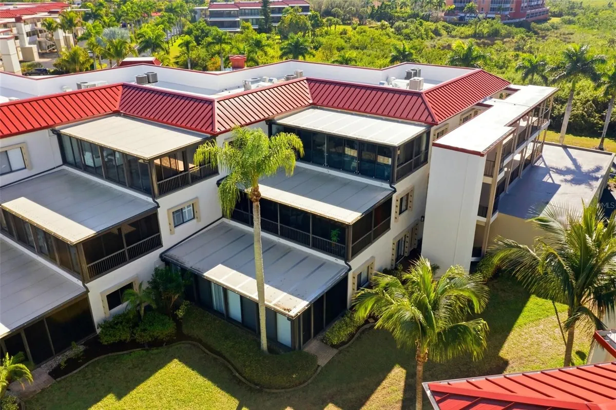 Property Slideshow image 1 of 33 | 3250 southshore dr apt 51b, Punta Gorda, FL, 33955