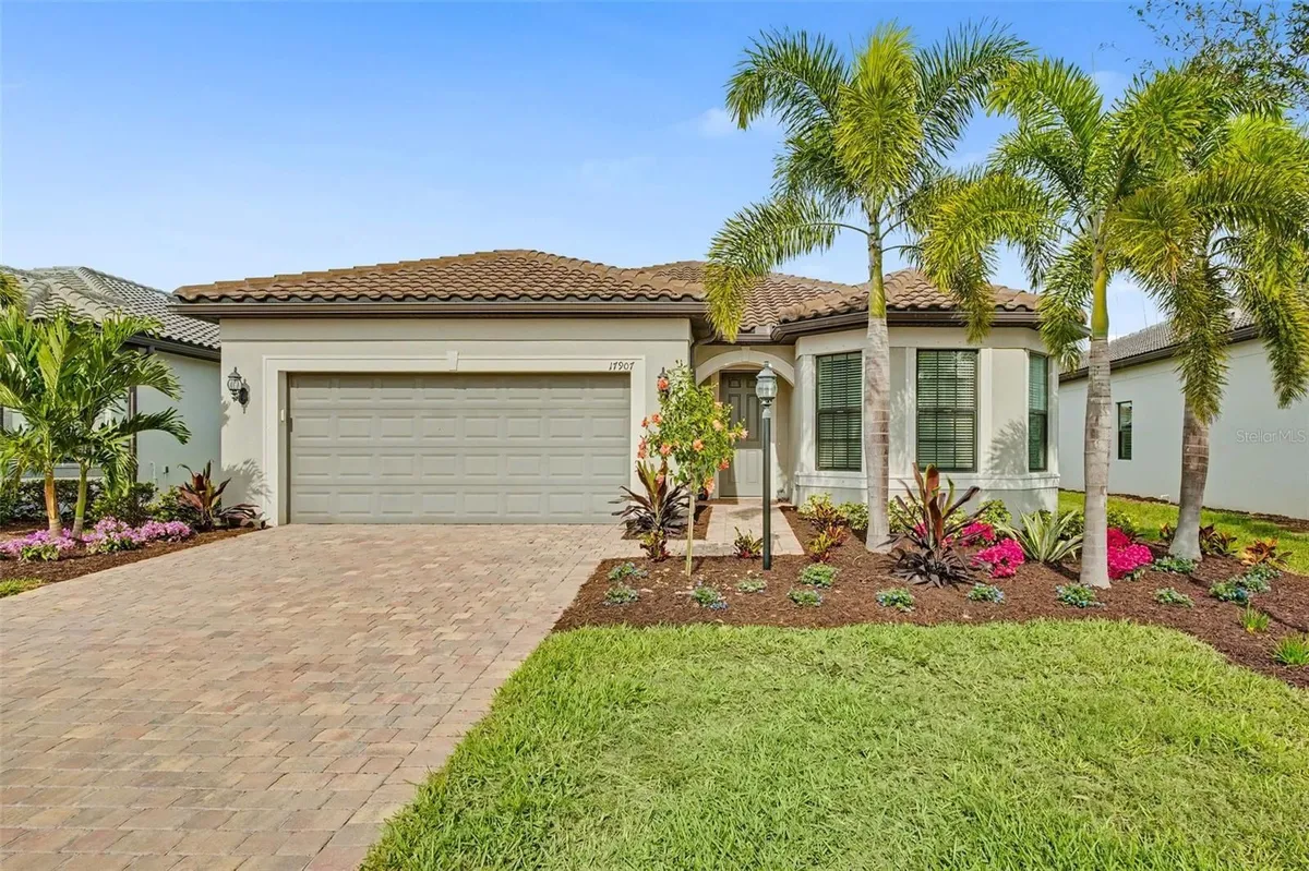 Property Slideshow image 1 of 62 | 17907 eastbrook ter, Bradenton, FL, 34202
