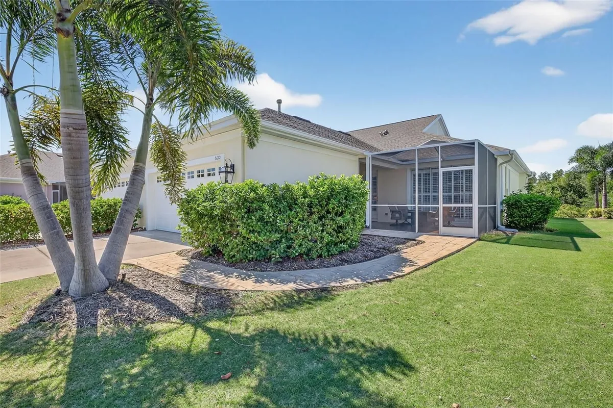 Property Slideshow image 1 of 77 | 5610 golden isles dr, Apollo Beach, FL, 33572