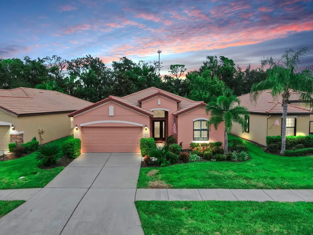 Property Slideshow image 1 of 33 | 349 laurel falls dr, Apollo Beach, FL, 33572