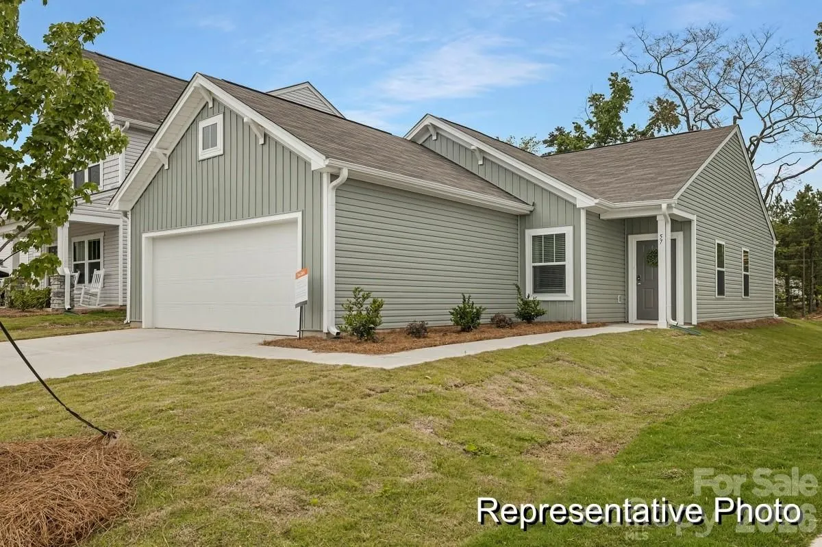 Property Slideshow image 1 of 17 | 40254 crooked stick dr 1196, Lancaster, SC, 29720