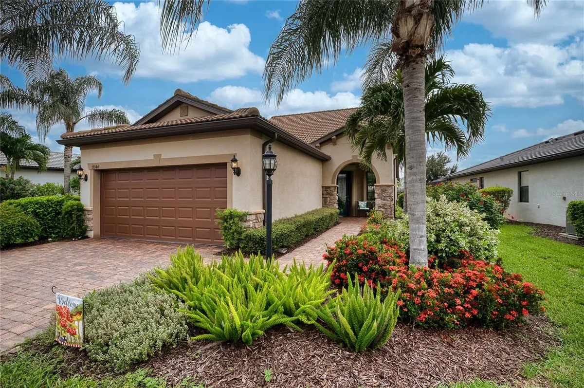 Property Slideshow image 1 of 66 | 17044 kenton ter, Bradenton, FL, 34202