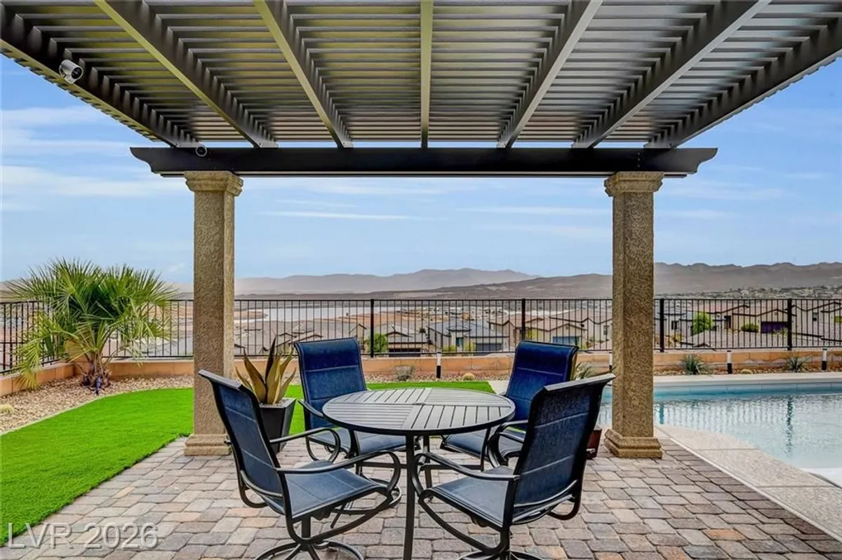 Property Slideshow image 1 of 68 | 74 lake bluff ct, Henderson, NV, 89011