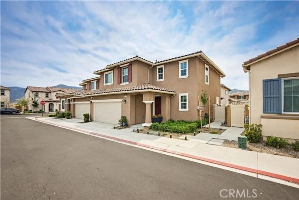 Property Slideshow image 1 of 57 | 24135 vantage rd, Corona, CA, 92883