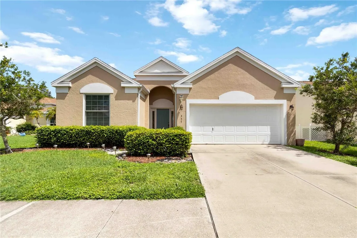 Property Slideshow image 1 of 34 | 357 fareham dr, Venice, FL, 34293