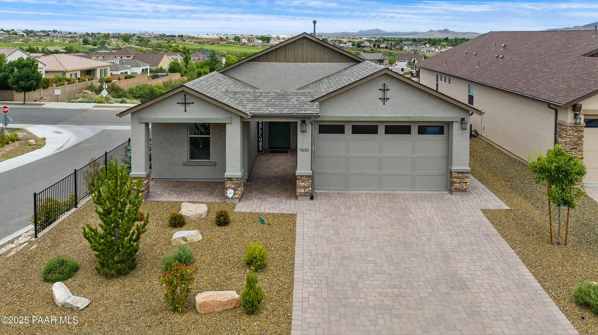 Property Slideshow image 1 of 26 | 7630 e midnight way 8b, Prescott Valley, AZ, 86314