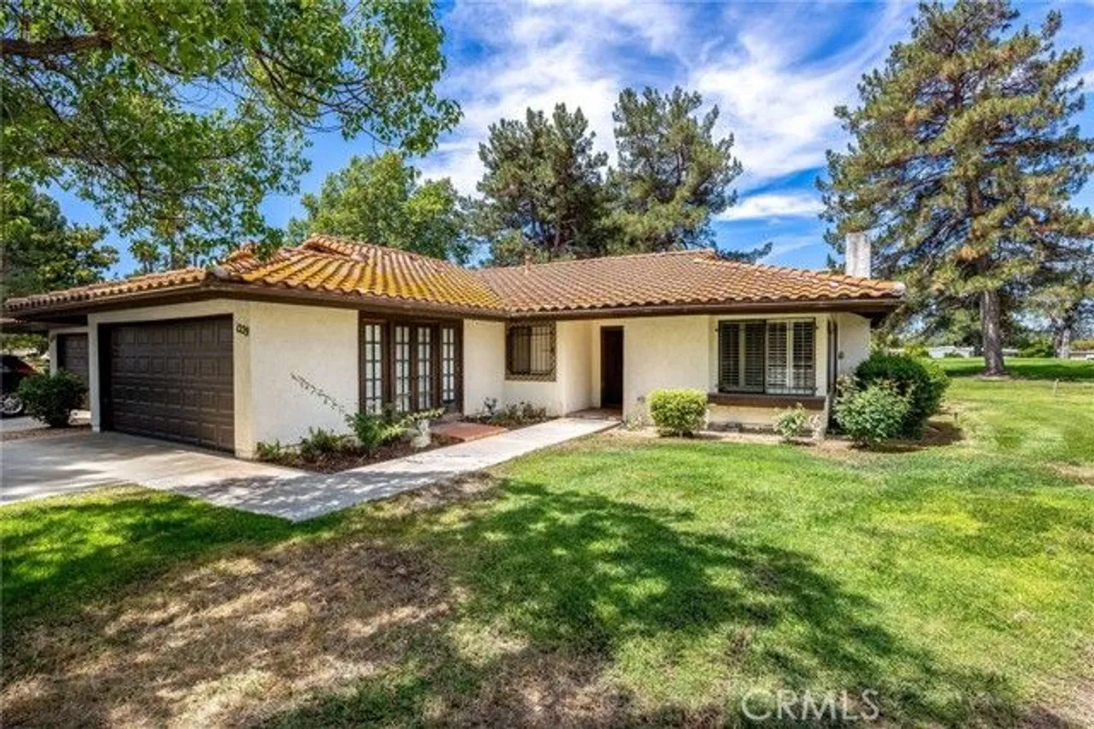 Property Slideshow image 1 of 32 | 1229 seven hls, Hemet, CA, 92545