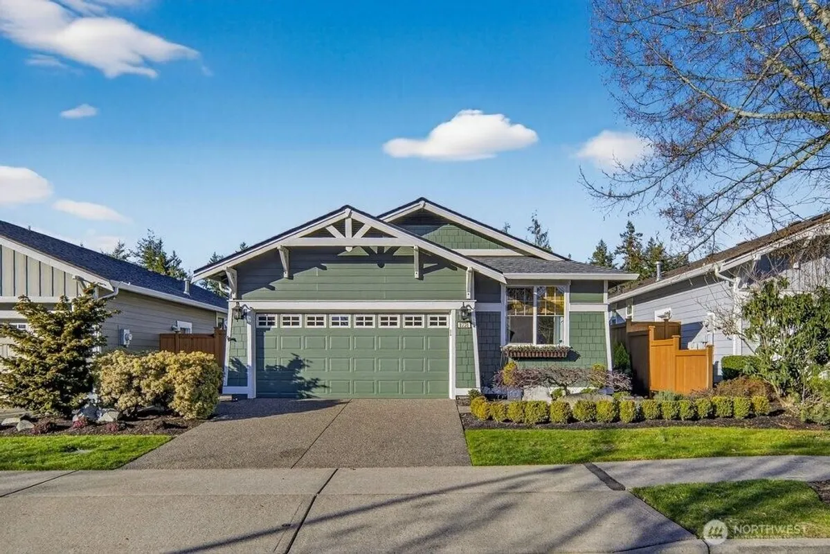 Property Slideshow image 1 of 34 | 8236 vashon dr, Lacey, WA, 98516