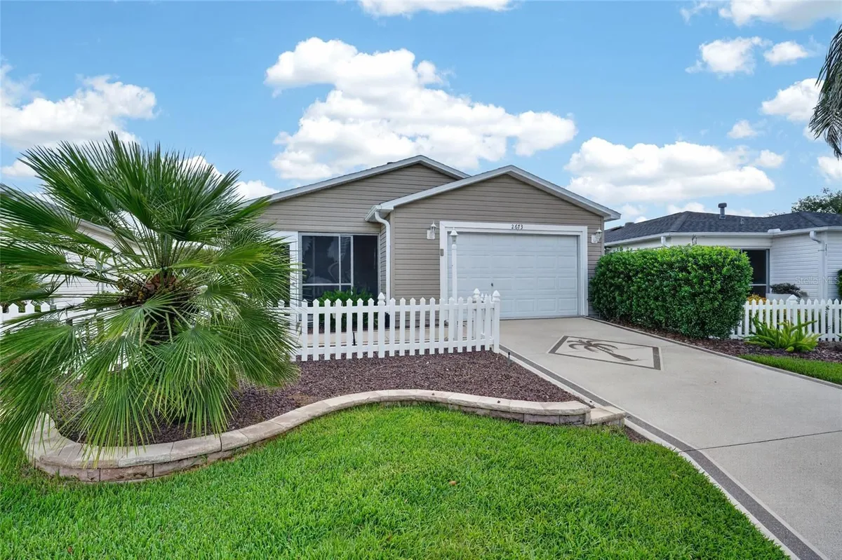 Property Slideshow image 1 of 34 | 2673 suffolk st, The Villages, FL, 32162